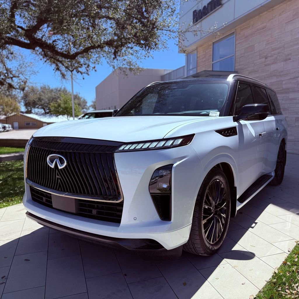 Certified 2026 INFINITI QX80 Autograph image 2
