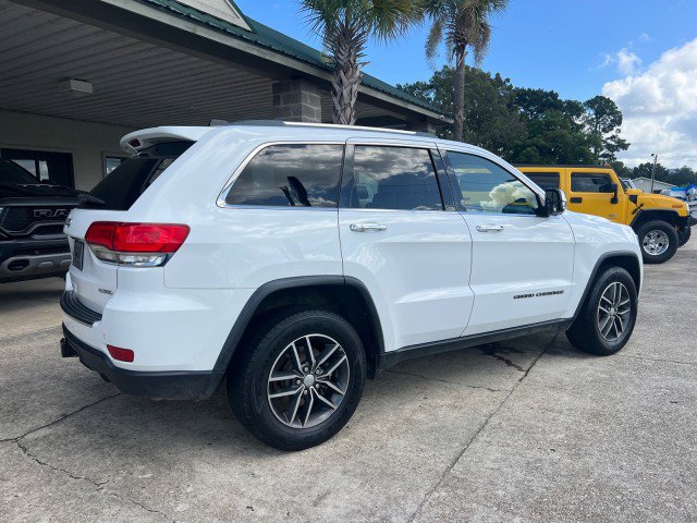 Used 2018 Jeep Grand Cherokee Limited w/ Trailer Tow Group IV RWD image 5