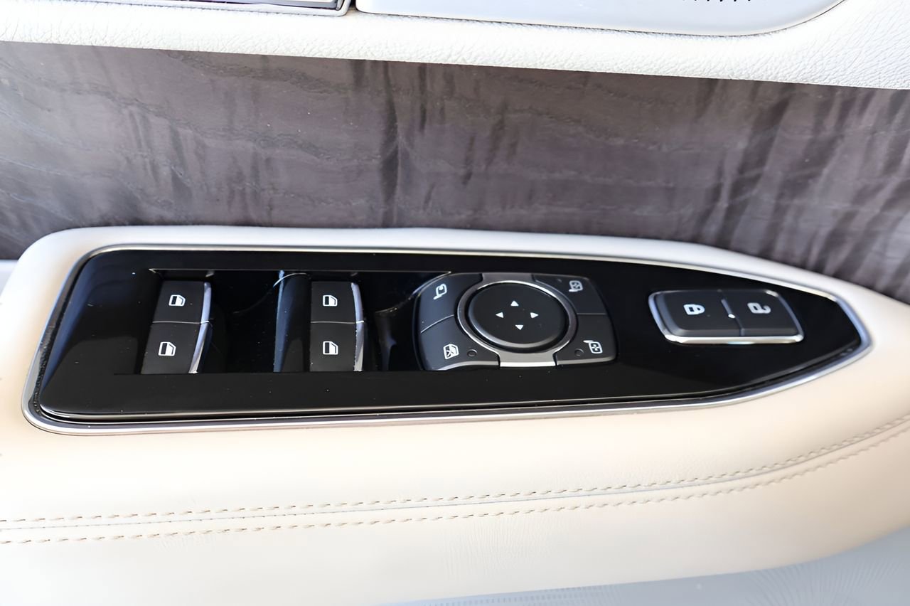 Used 2021 Lincoln Navigator Reserve w/ Luxury Package image 13