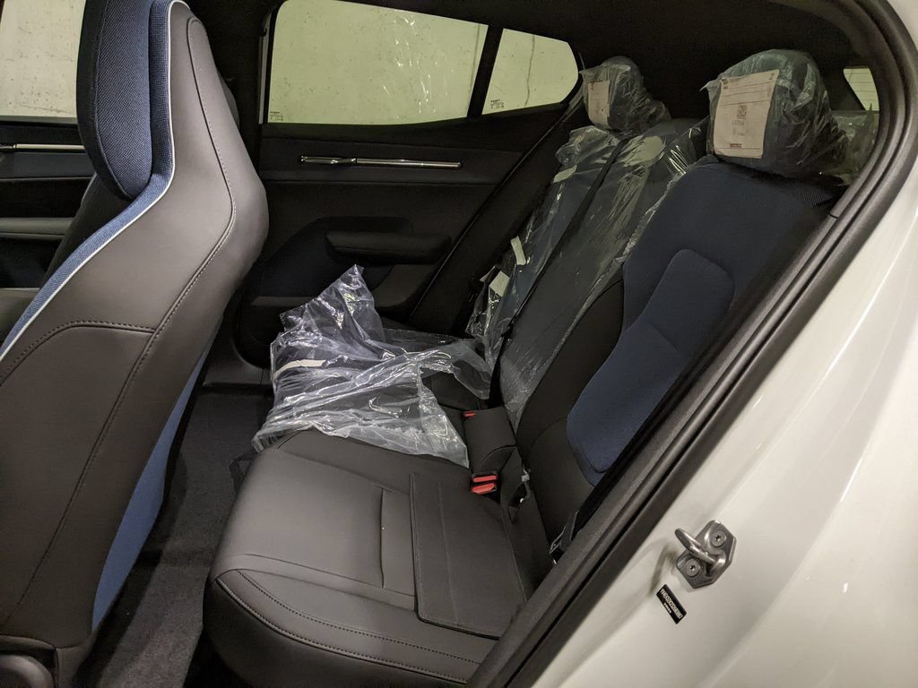 New 2026 Volvo EX30 Plus w/ Protection Package Premier AWD/4WD image 23