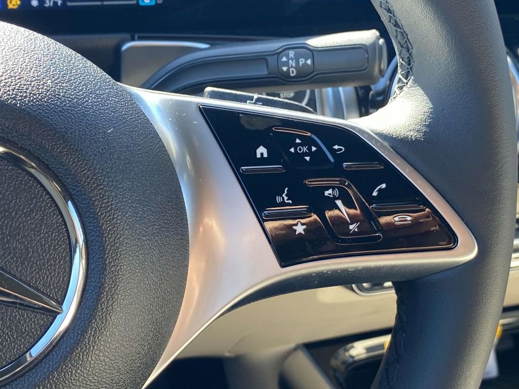 Certified 2025 Mercedes-Benz GLB 250 image 23