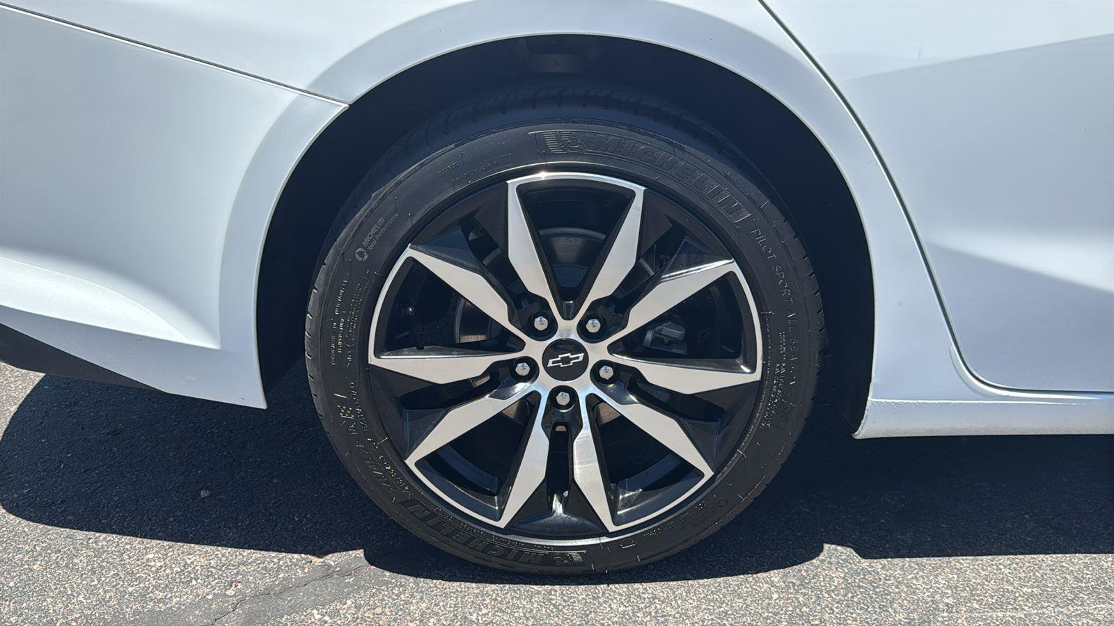 Used 2020 Chevrolet Malibu RS FWD image 11