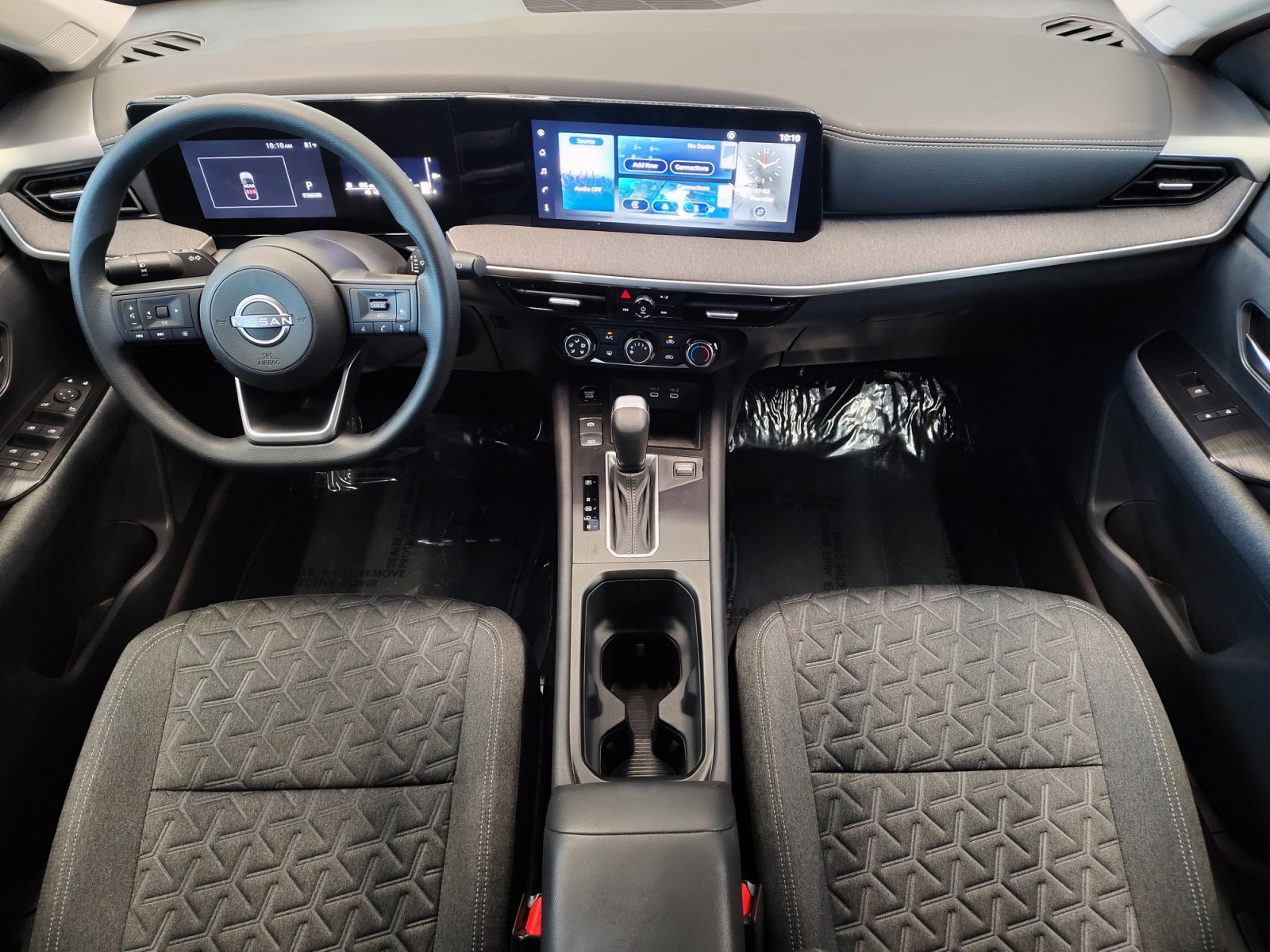 Used 2025 Nissan Kicks SV FWD image 3