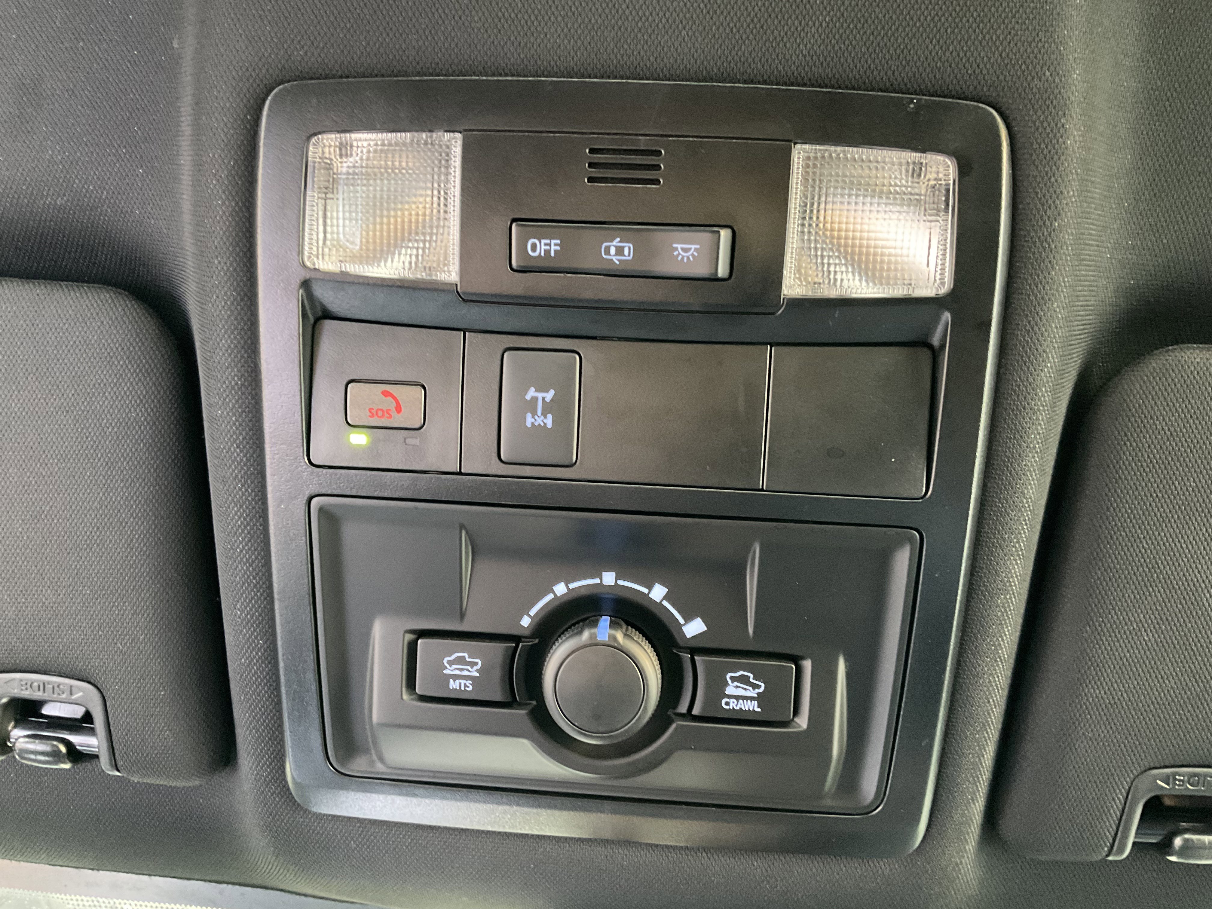 Used 2023 Toyota Tacoma TRD Off-Road w/ Black Out Package (TMS) image 34