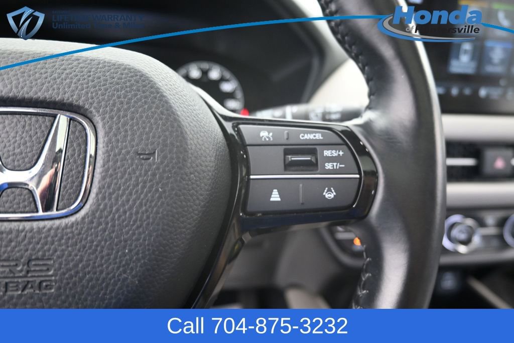 Used 2023 Honda HR-V EX-L image 25