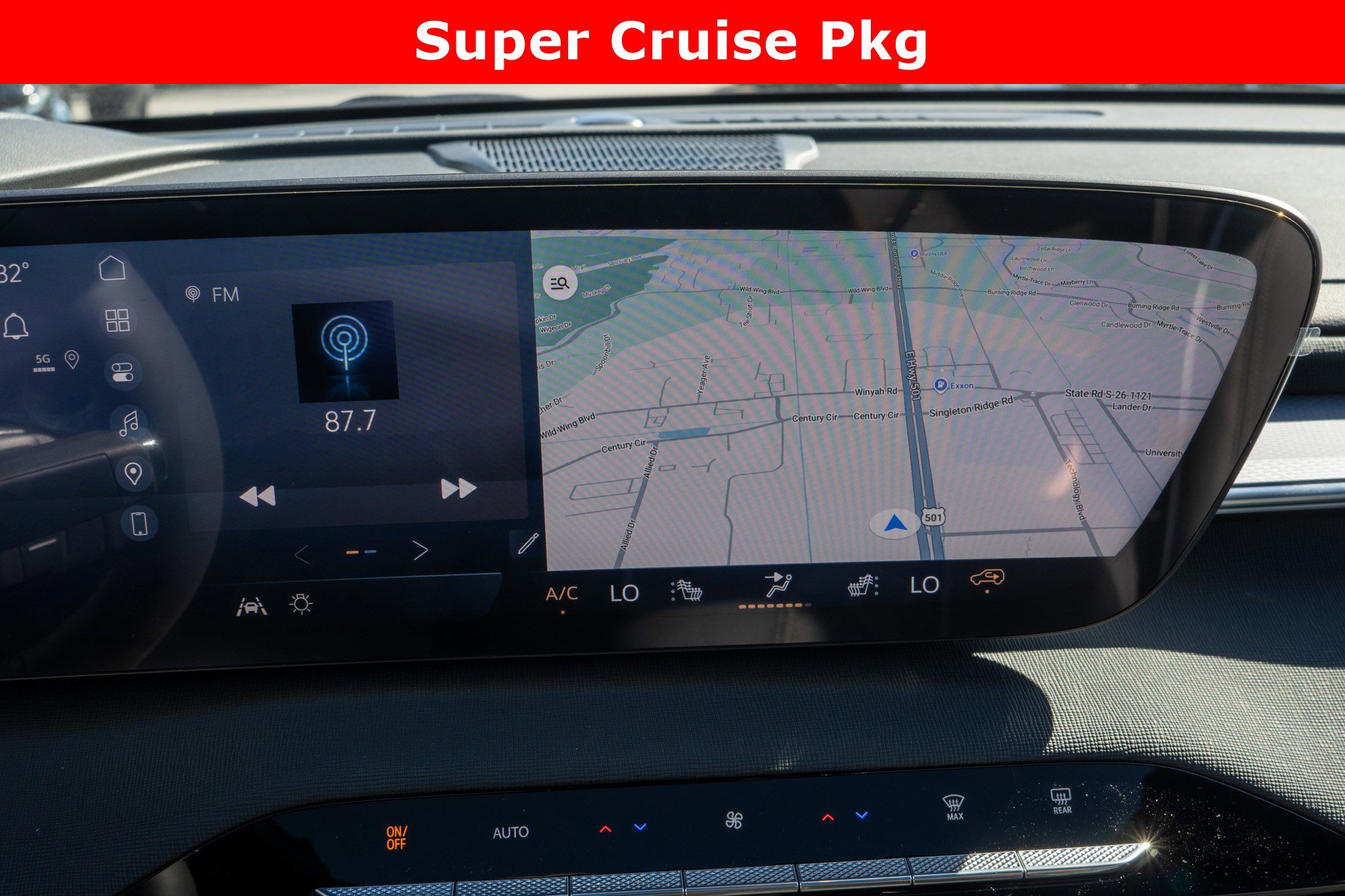 New 2026 Buick Enclave Sport Touring w/ Super Cruise Package image 15