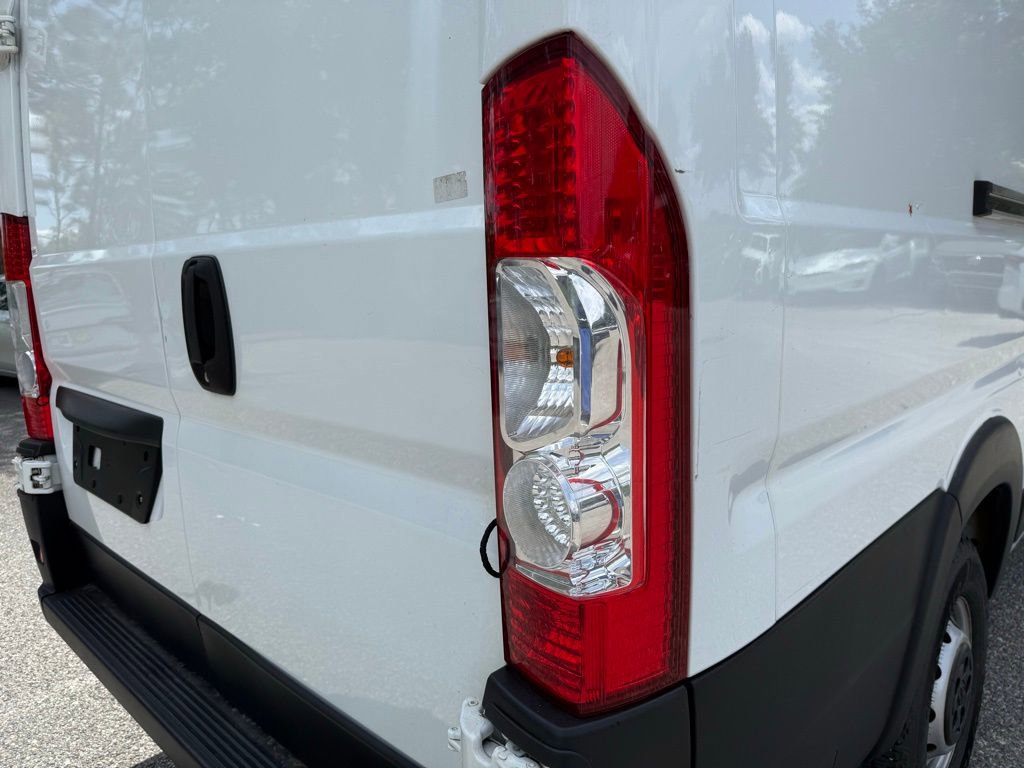 Used 2023 RAM ProMaster 3500 FWD image 9