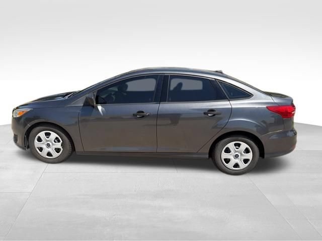 Used 2018 Ford Focus S FWD image 7