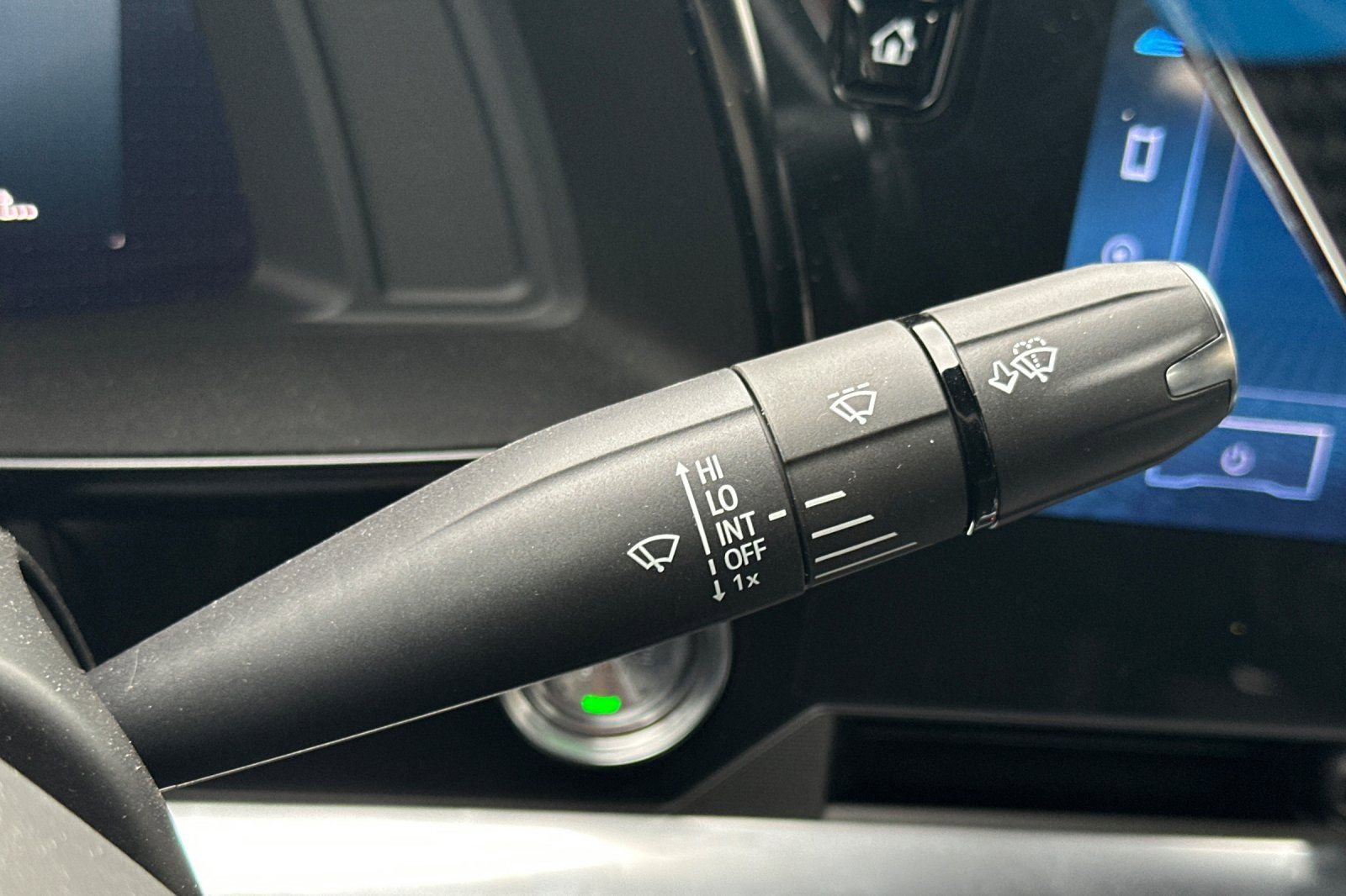 Used 2025 Chevrolet Corvette E-Ray AWD/4WD image 24