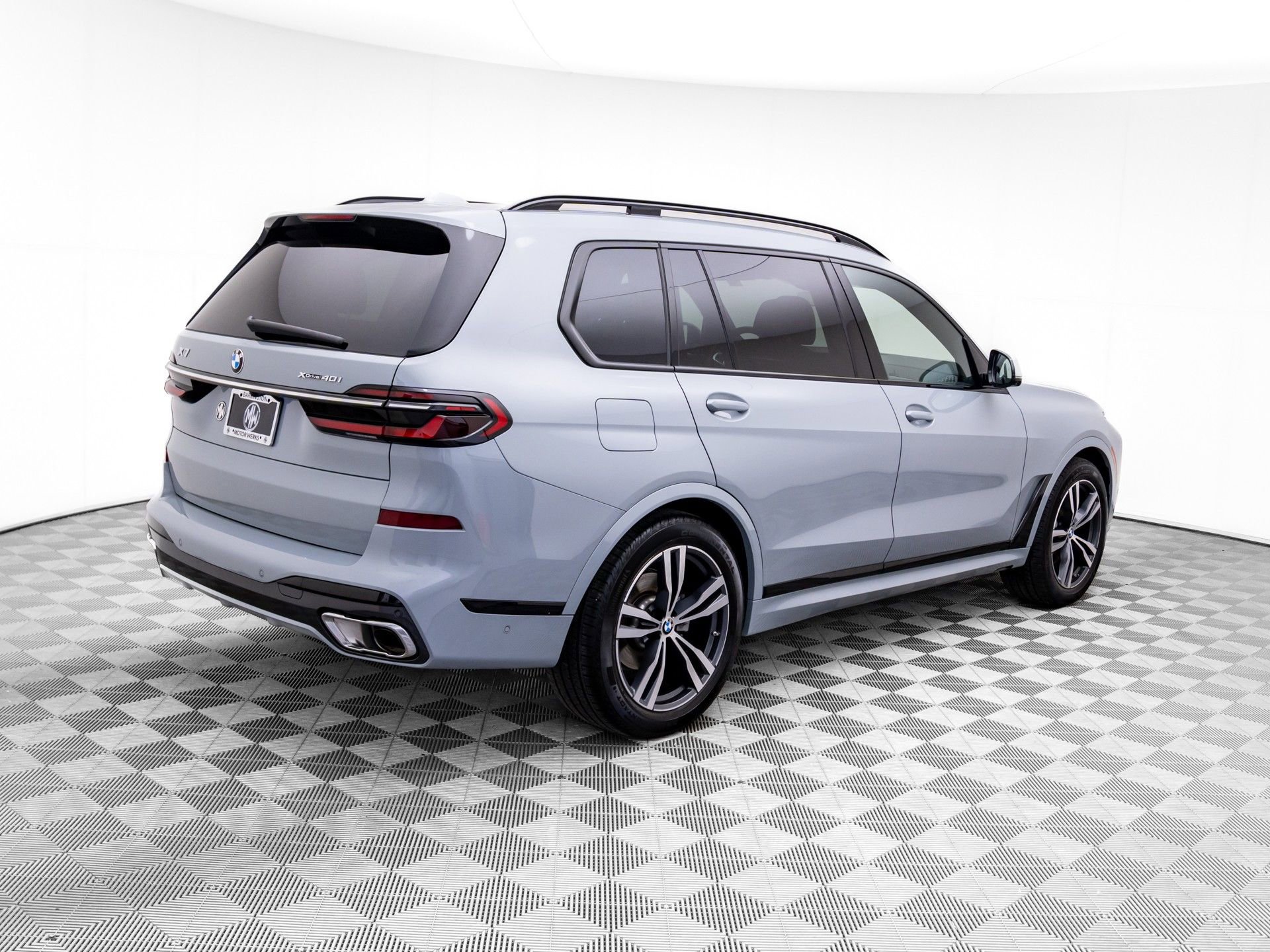 Certified 2025 BMW X7 xDrive40i image 5