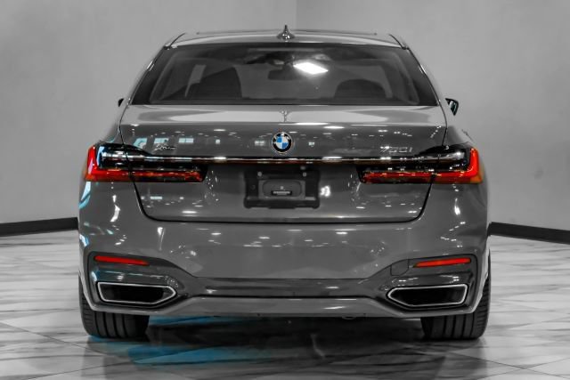 Used 2020 BMW 750i xDrive w/ Executive Package AWD/4WD image 15