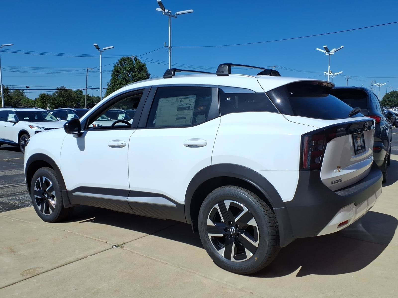 New 2027 Nissan Kicks SV AWD/4WD image 7