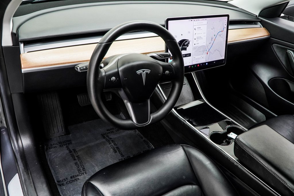 Used 2019 Tesla Model 3 Mid Range image 15