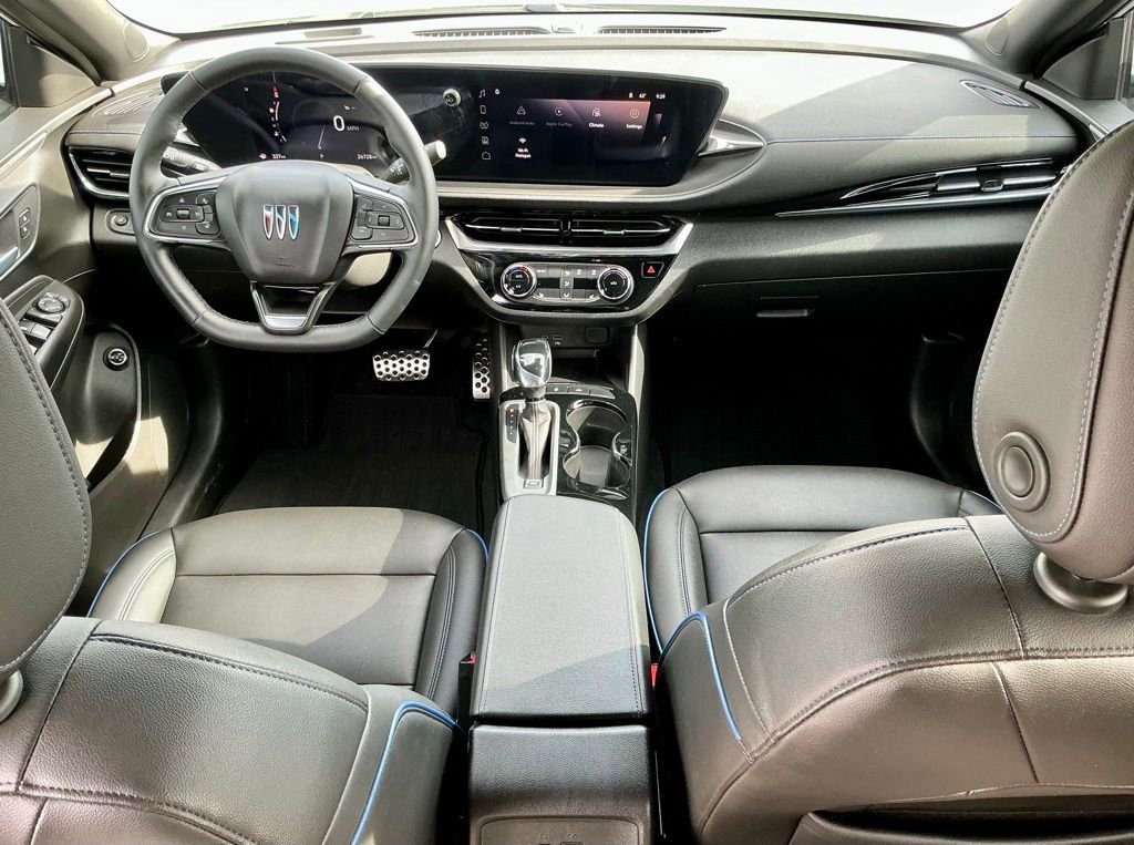 Used 2024 Buick Envista Sport Touring w/ Convenience I Package FWD image 35