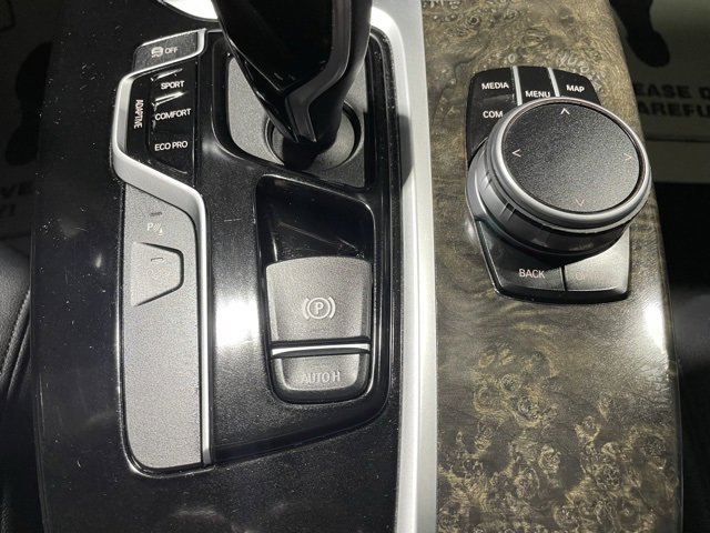 Used 2019 BMW X4 M40i w/ Premium Package image 17