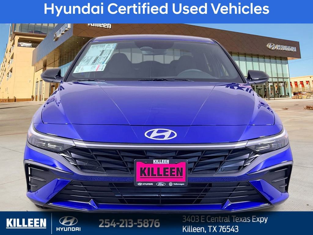 Used 2025 Hyundai Elantra Sport FWD image 2