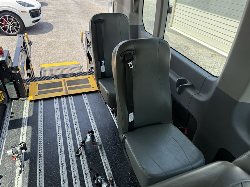 Used 2019 Ford Transit 350 XL RWD image 43