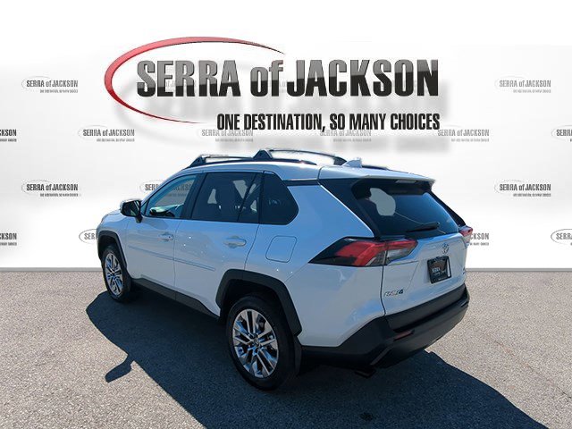 Used 2025 Toyota RAV4 XLE Premium w/ Weather Package AWD/4WD image 7