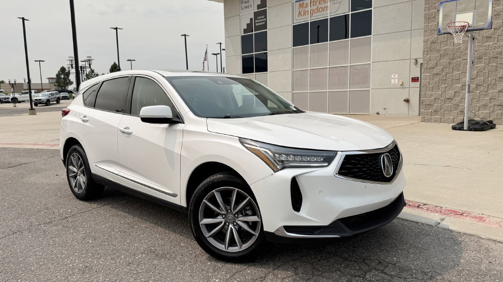 Used 2024 Acura RDX w/ Technology Package AWD/4WD image 2