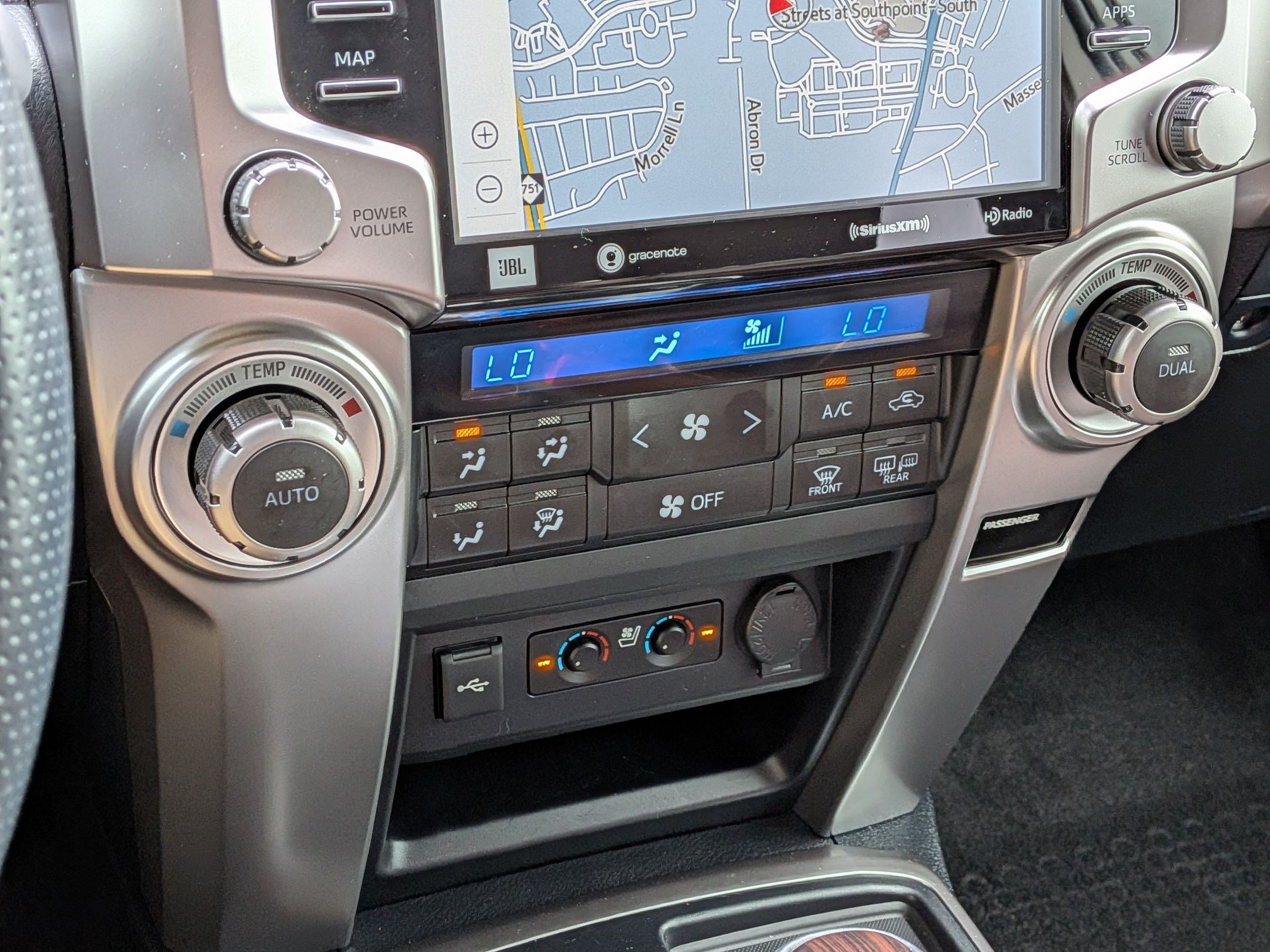 Used 2023 Toyota 4Runner Limited RWD image 23
