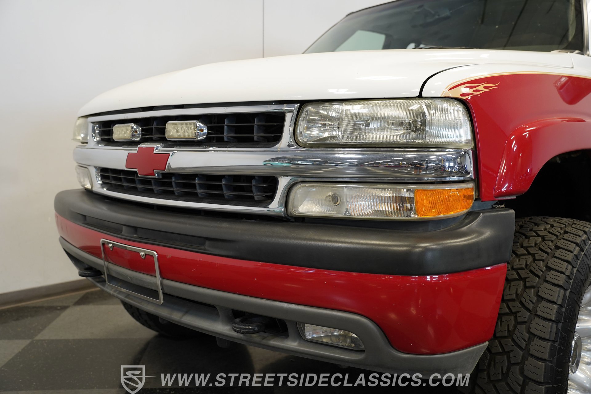 Used 2004 Chevrolet Suburban 2500 AWD/4WD image 22