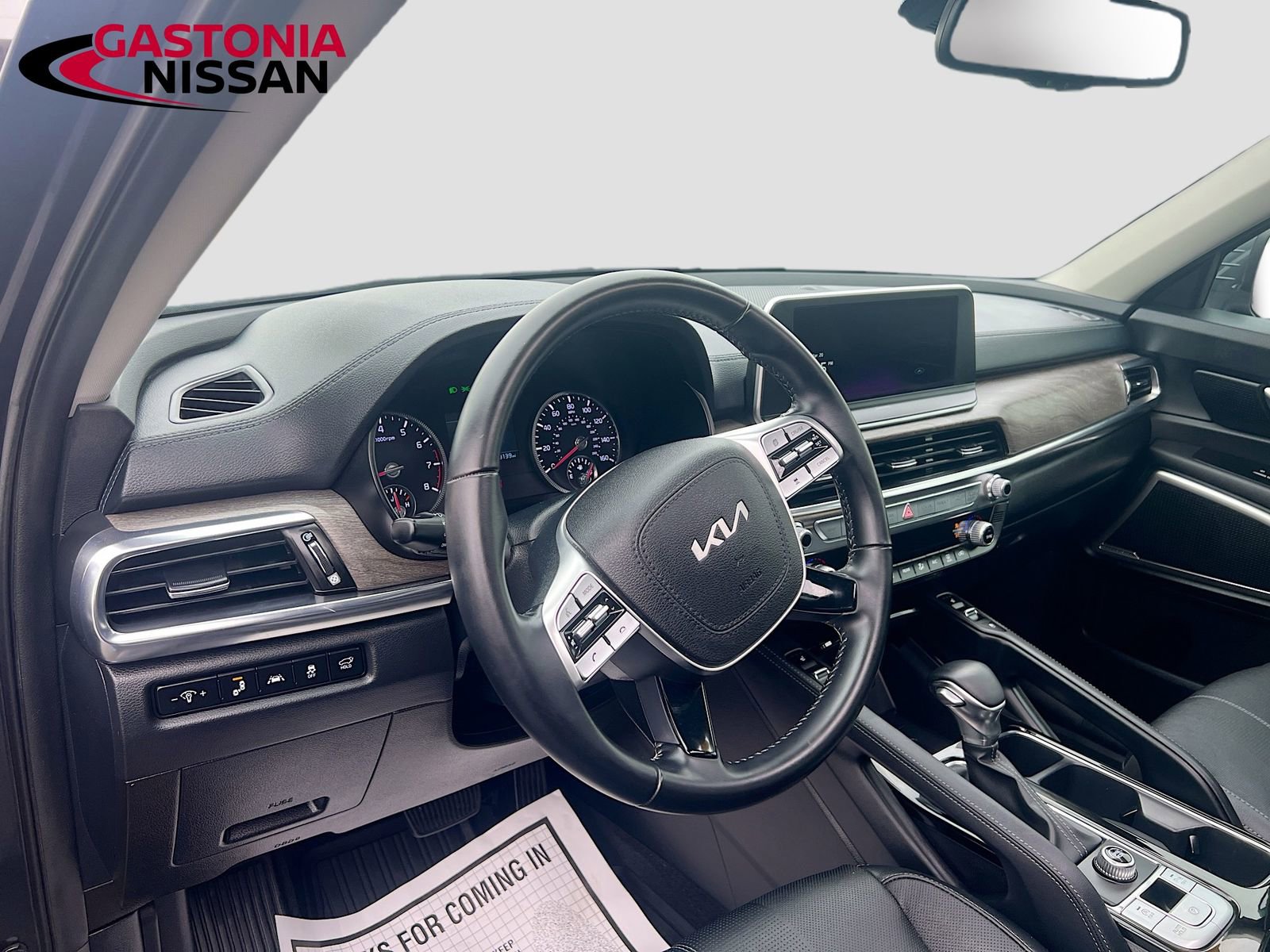 Used 2022 Kia Telluride EX image 11