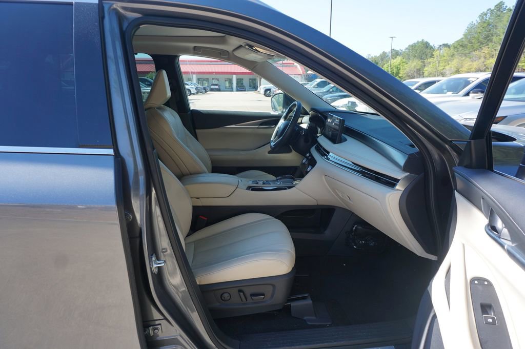 Used 2023 INFINITI QX60 Luxe w/ Cargo Package image 19