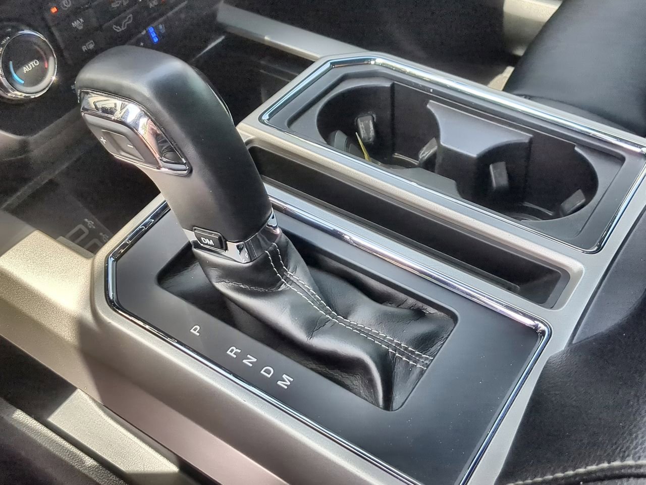 Used 2020 Ford F150 Lariat AWD/4WD image 16