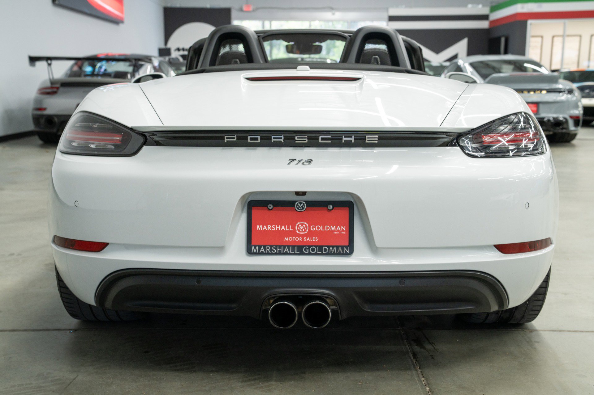 Used 2017 Porsche 718 Boxster image 7