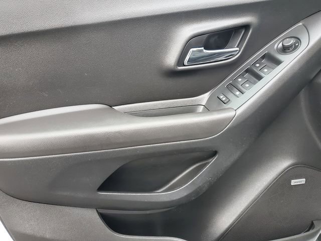 Used 2020 Chevrolet Trax Premier image 19