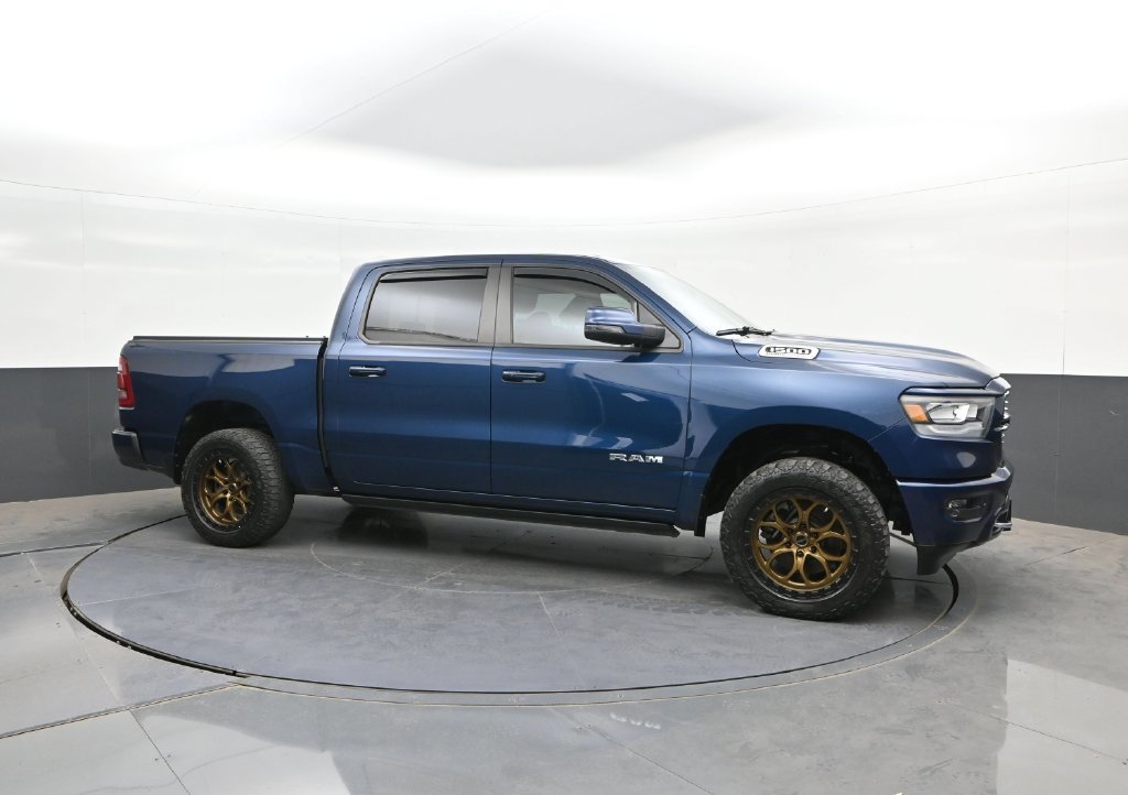 Used 2023 RAM 1500 Laramie AWD/4WD image 17