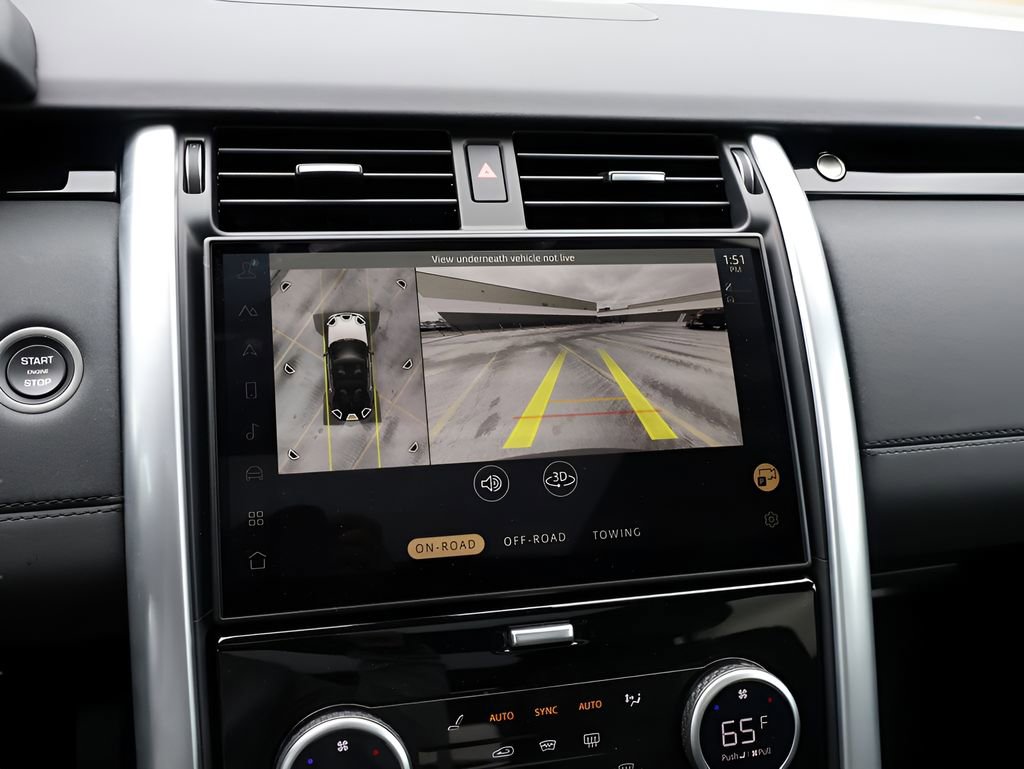 Certified 2025 Land Rover Discovery S AWD/4WD image 24