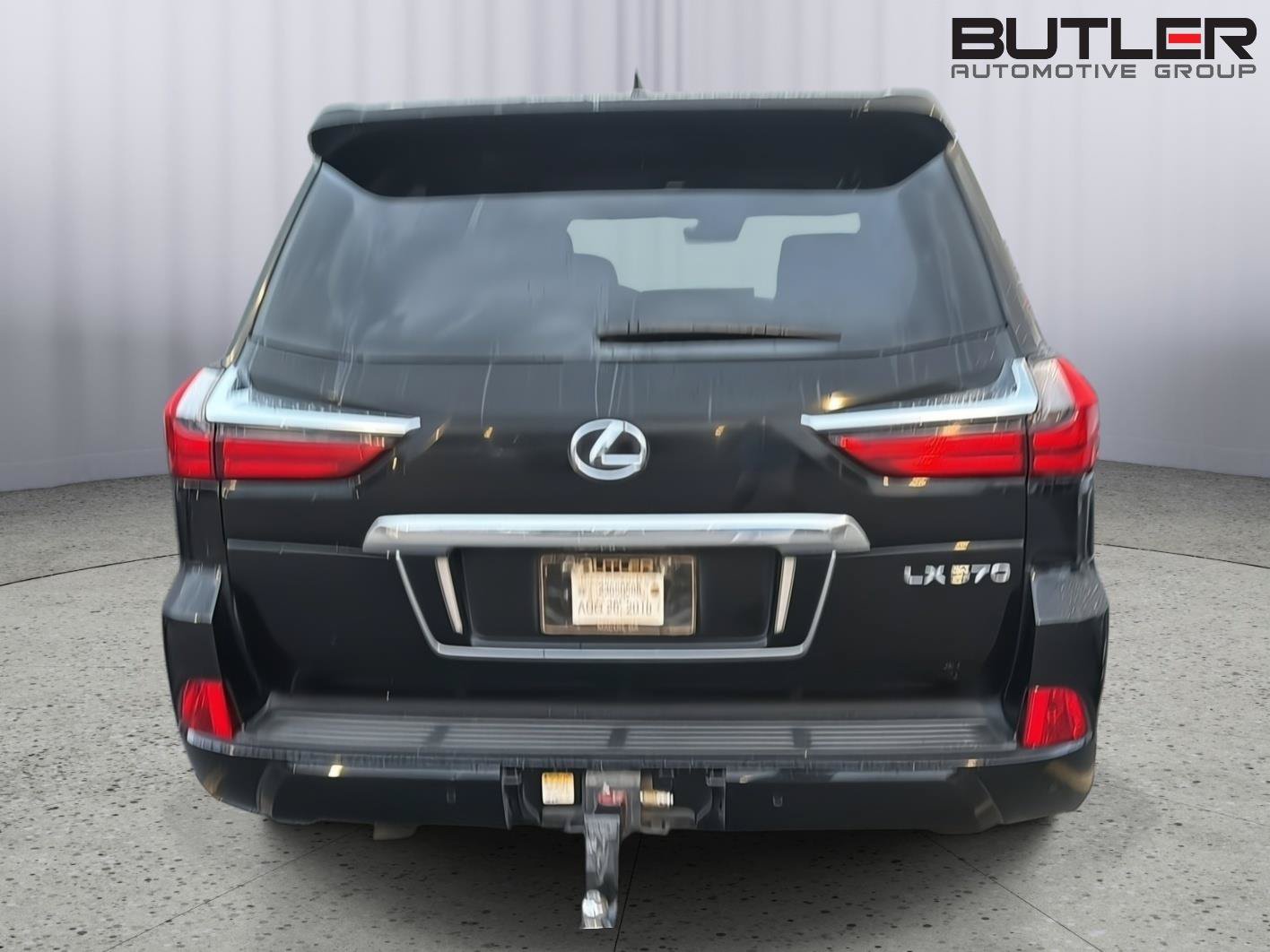 Used 2018 Lexus LX 570 4WD w/ Luxury Package image 9