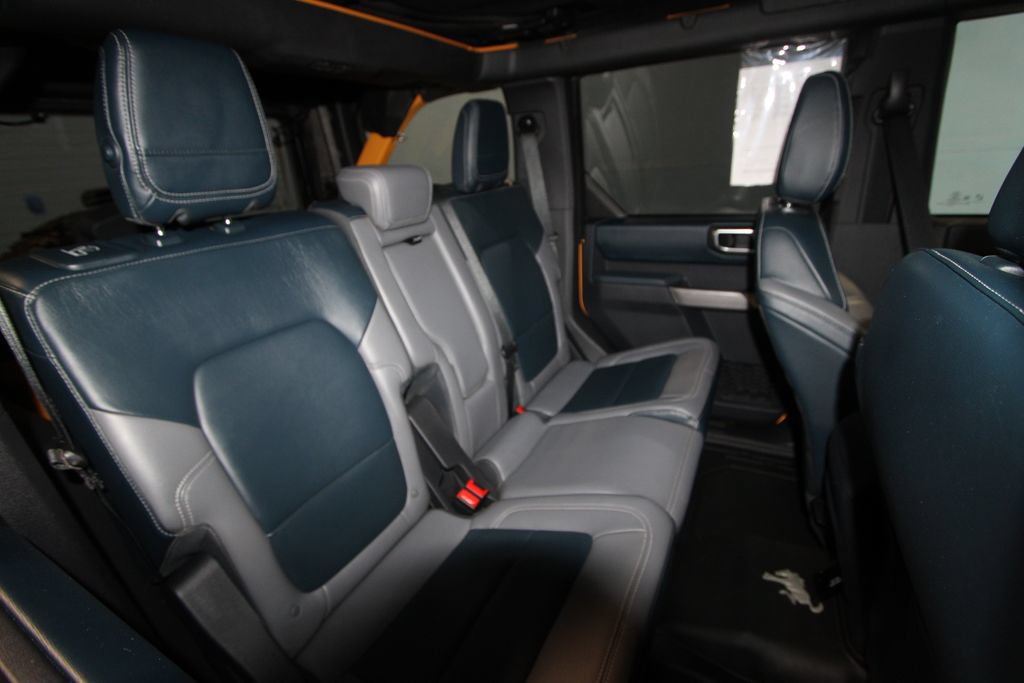 Used 2021 Ford Bronco First Edition AWD/4WD image 25