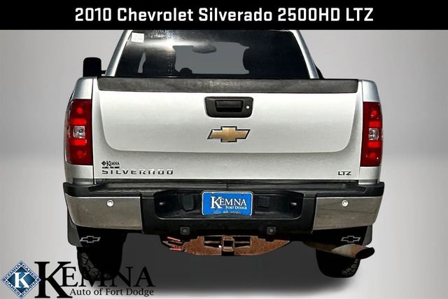 Used 2010 Chevrolet Silverado 2500 LTZ w/ Convenience Package image 6