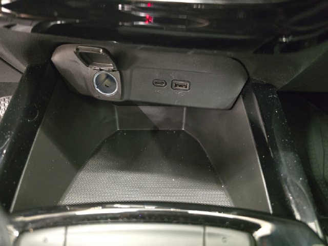 Used 2026 Chevrolet Trax RS w/ Driver Confidence Package FWD image 24