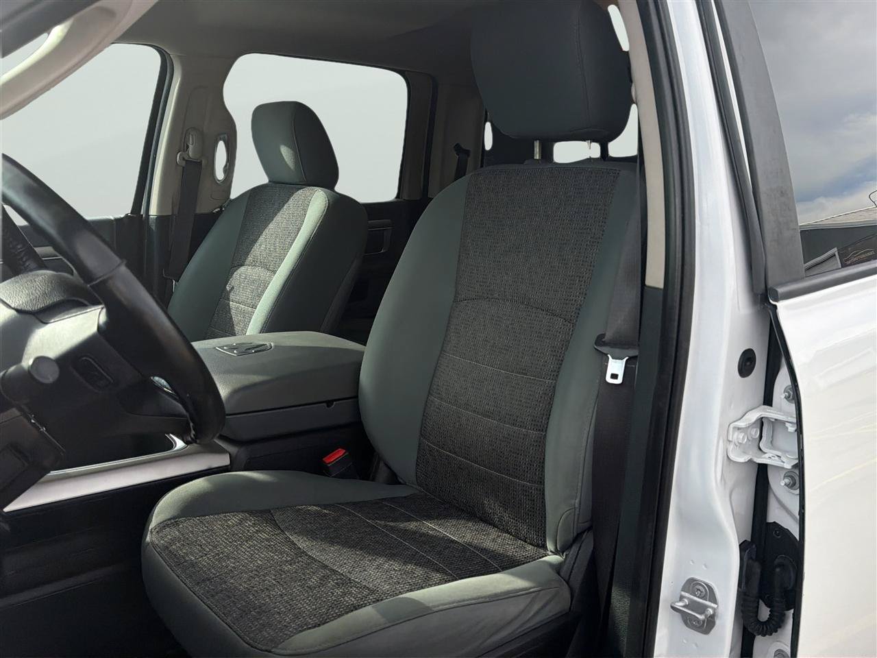 Used 2018 RAM 1500 Big Horn AWD/4WD image 12
