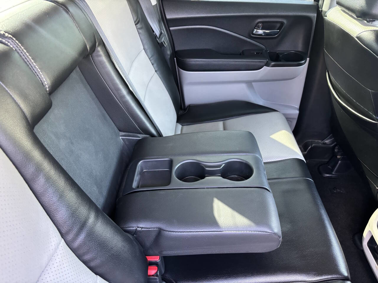 Used 2017 Honda Ridgeline RTS image 26