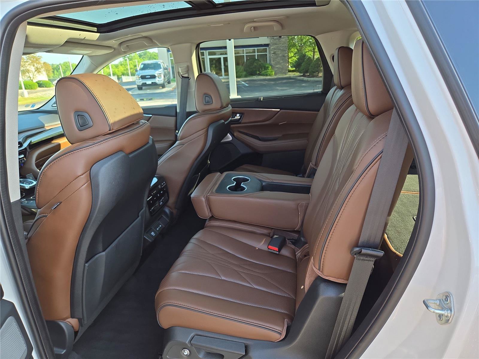 Certified 2025 Acura MDX SH-AWD w/ Advance Package image 25