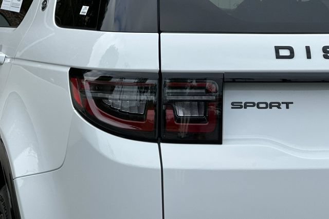 Certified 2025 Land Rover Discovery Sport Dynamic SE AWD/4WD image 26