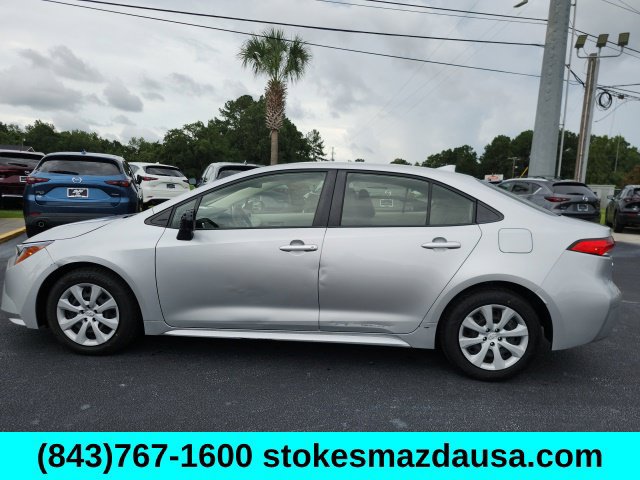 Used 2021 Toyota Corolla LE w/ Carpet Mat Package (TMS) FWD image 12