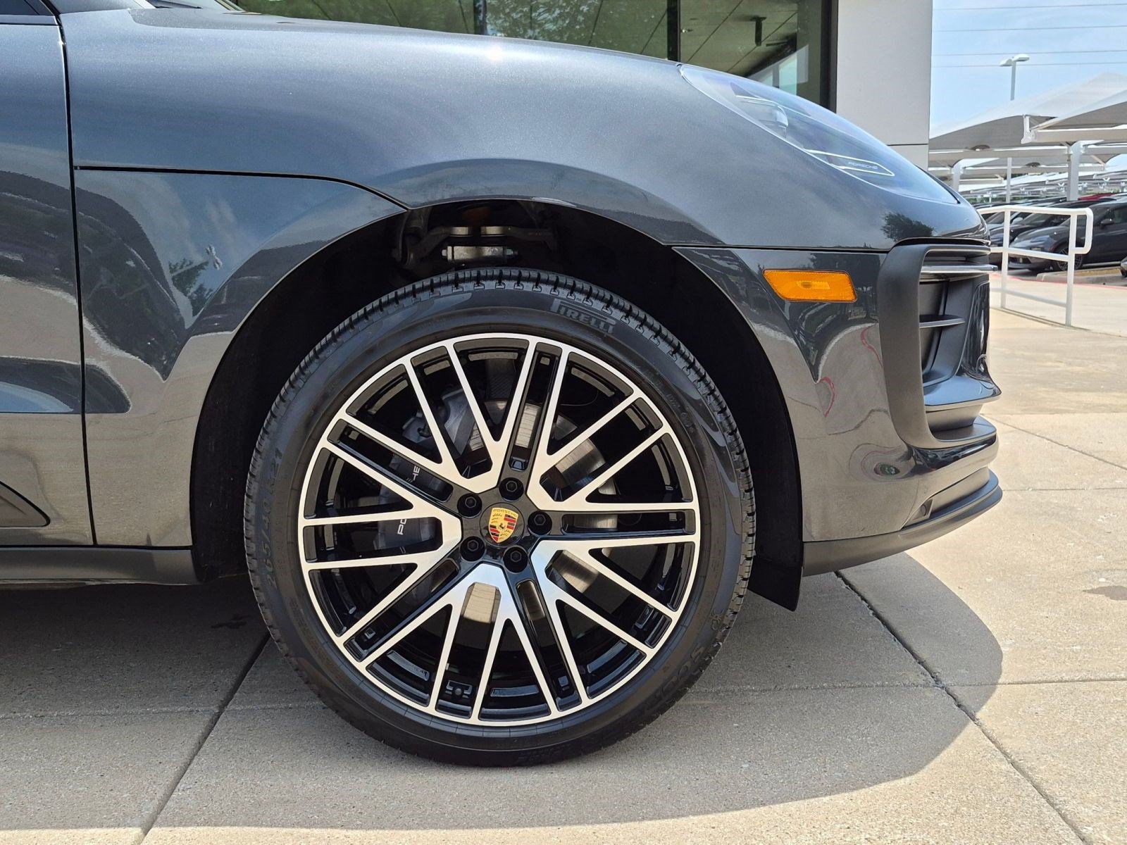 Certified 2026 Porsche Macan AWD/4WD image 11