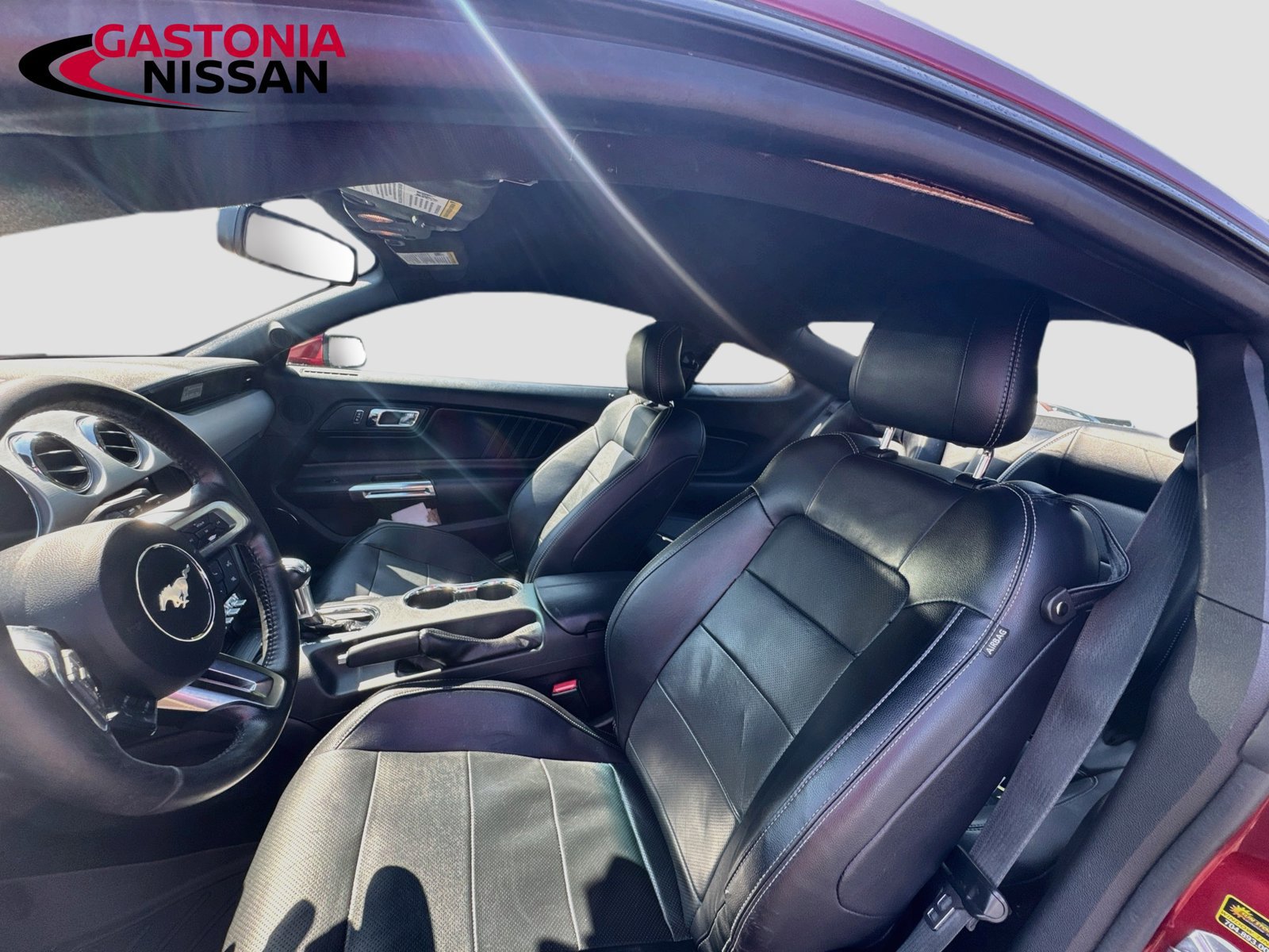 Used 2017 Ford Mustang GT Premium RWD image 29