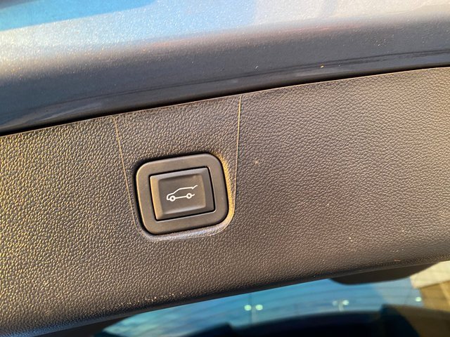 Used 2025 Chevrolet Blazer RS image 11