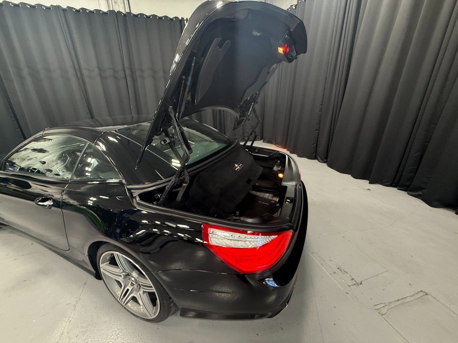 Used 2014 Mercedes-Benz SL 63 AMG image 9