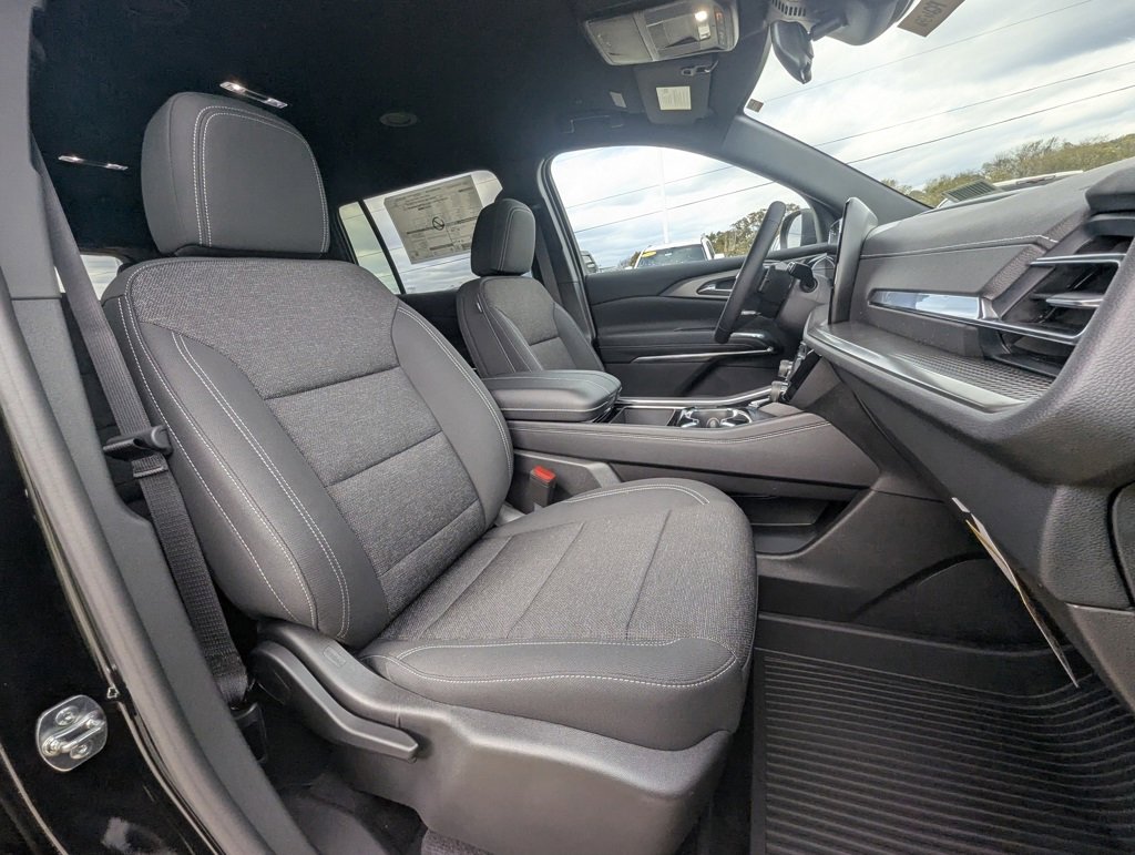 New 2026 Chevrolet Traverse LT w/ Midnight/Sport Edition image 13