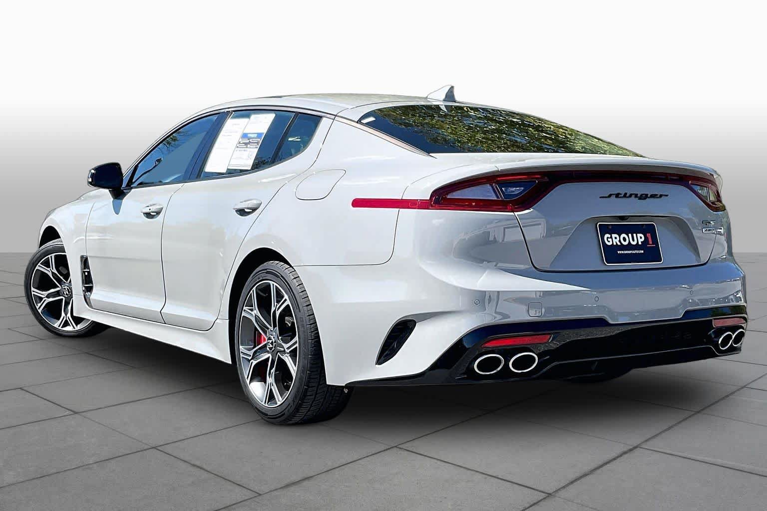 Used 2018 Kia Stinger GT2 AWD/4WD image 11