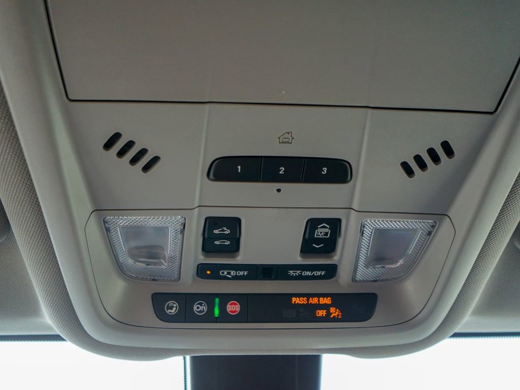 Used 2022 GMC Terrain AT4 image 29