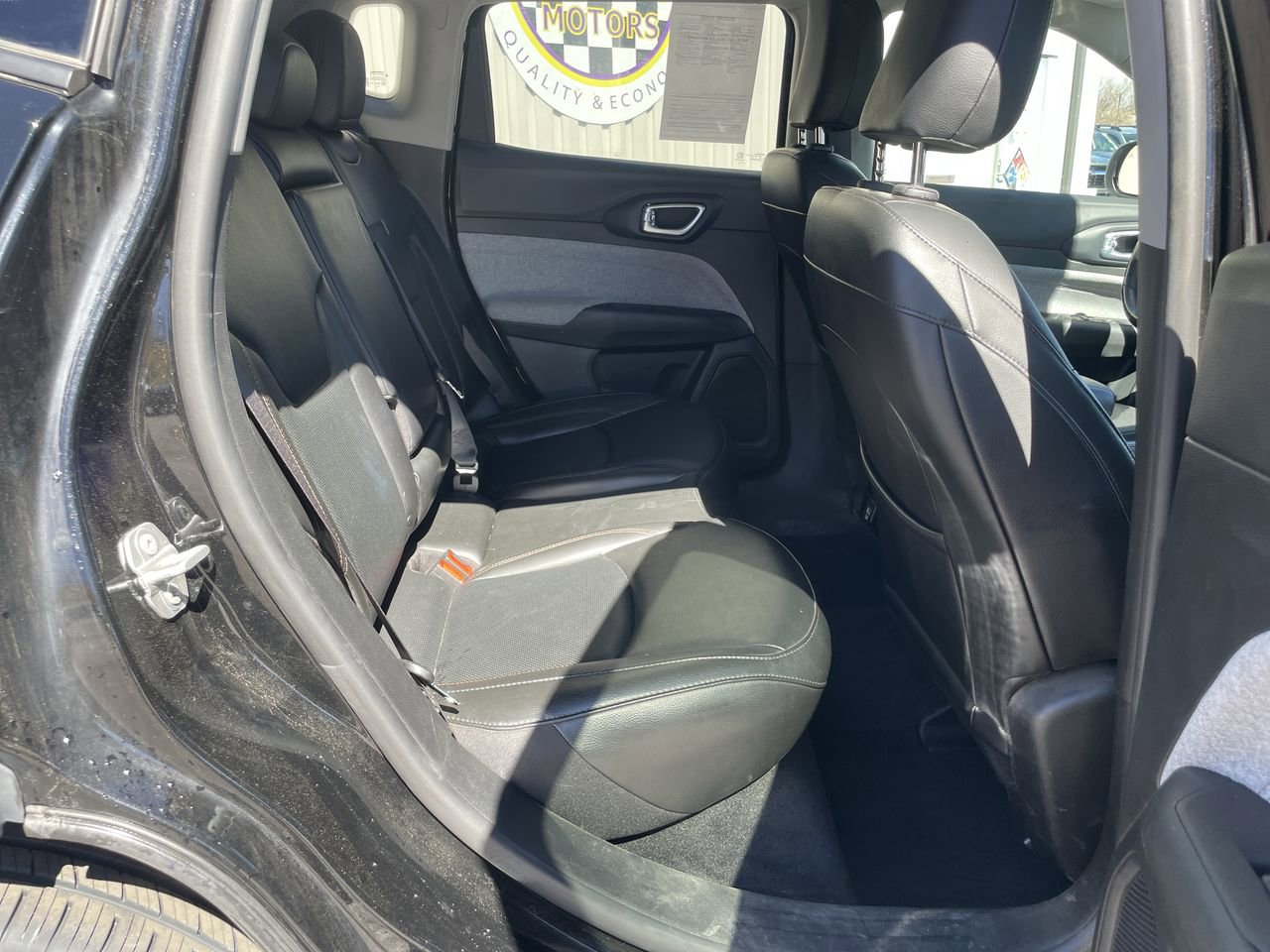 Used 2022 Jeep Compass Latitude AWD/4WD image 15