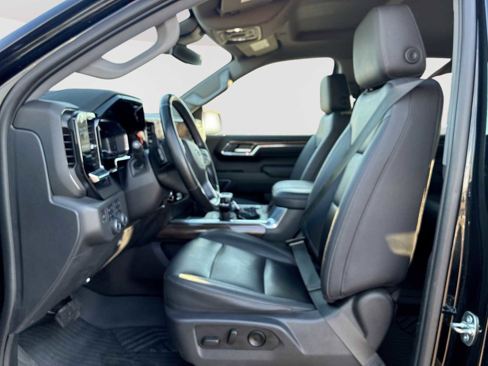 Certified 2023 Chevrolet Silverado 1500 LT Trail Boss w/ LT Trail Boss Premium Package image 19